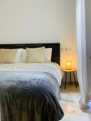 Apartamentos Puente Miraflores